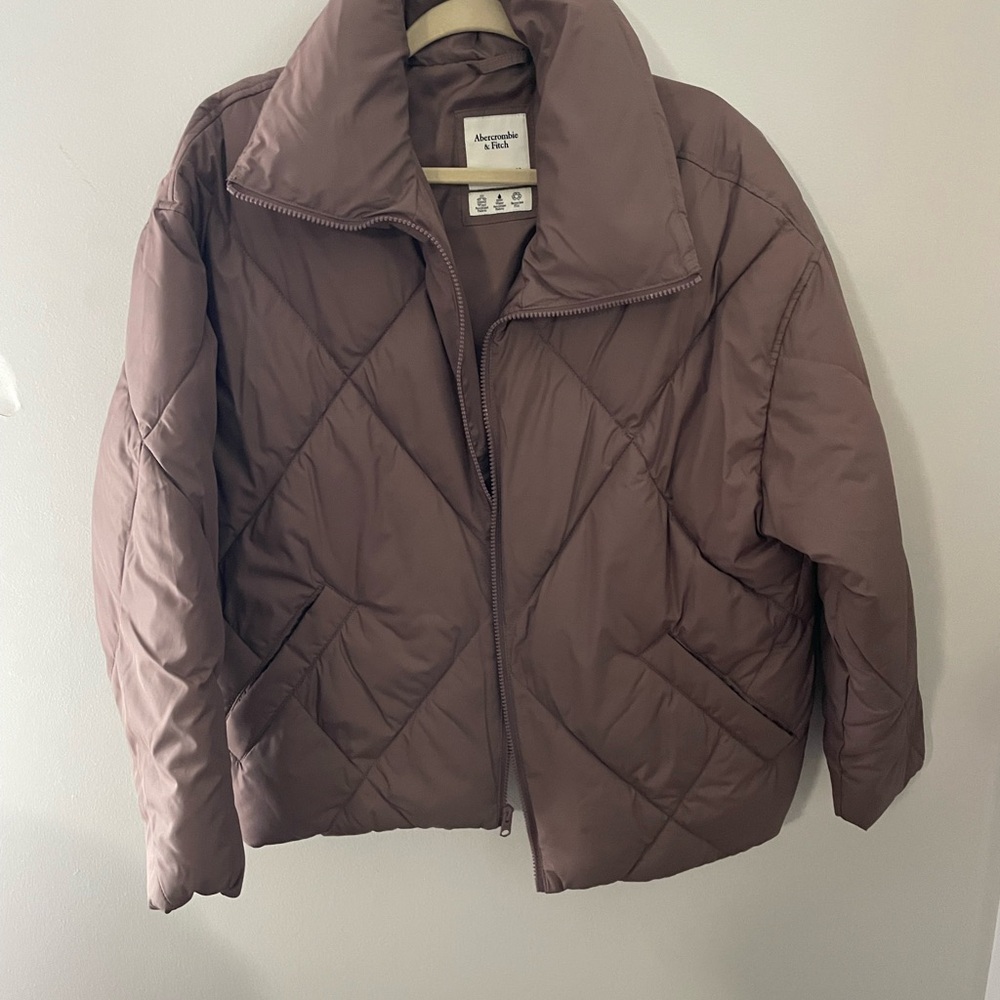 Abercrombie & Fitch Women's Puffer Jacket in Purple
